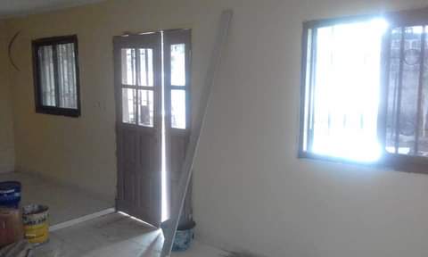 Maison seule dans barrière à vendre à Bambouchine