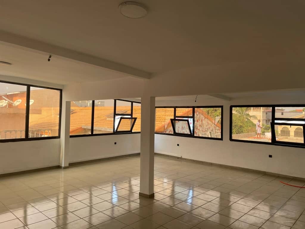 bureau en open space 200m2 à louer aux 2 plateaux 7è tranche