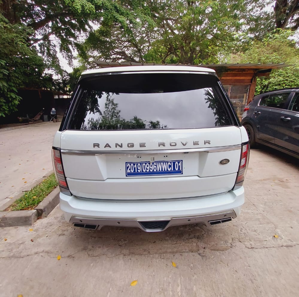 Range Rover voque- En Location Abidjan Range Rover voque- En Location Abidjan