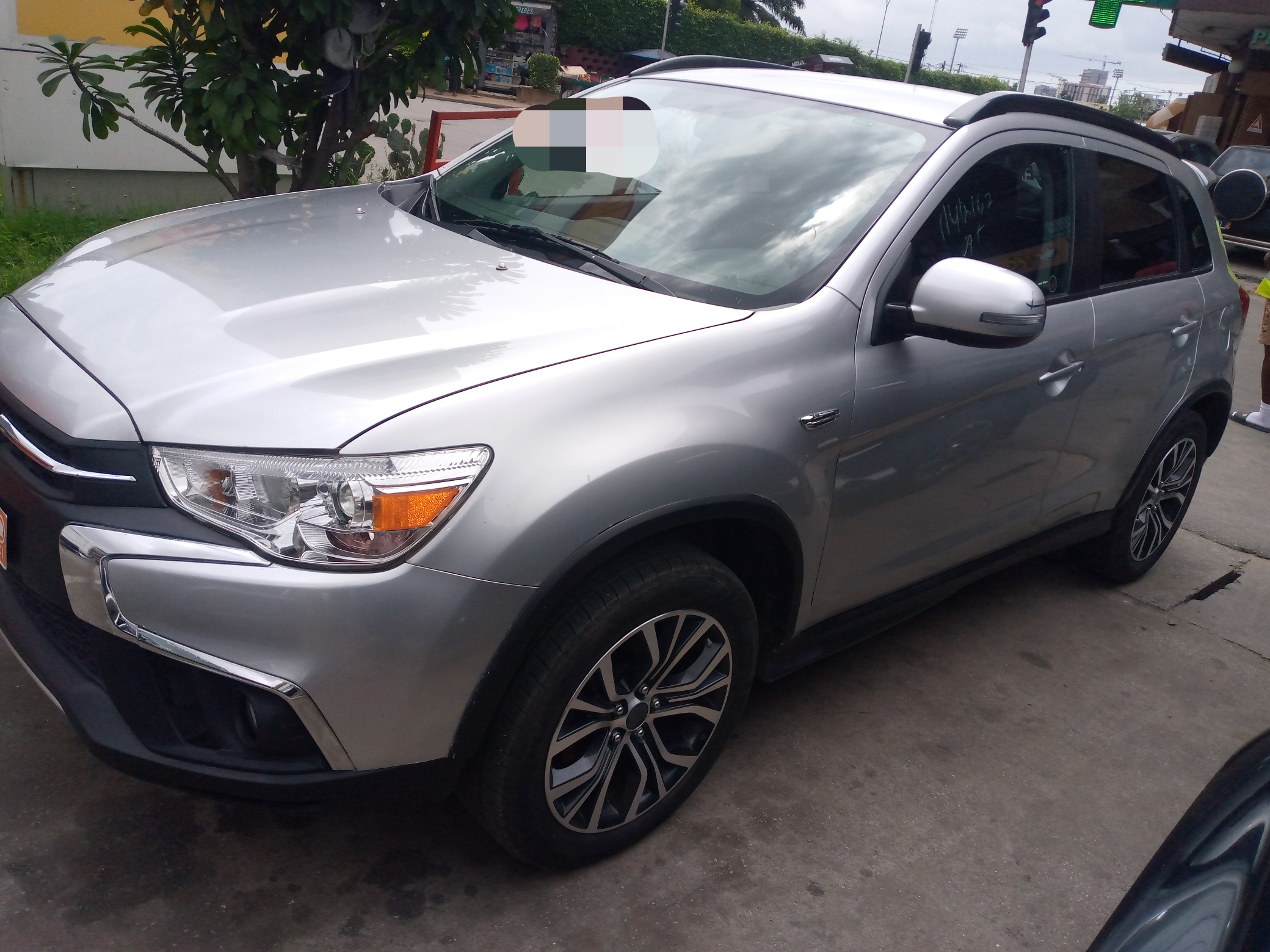 Mitsubishi Outlander 2016. RVR