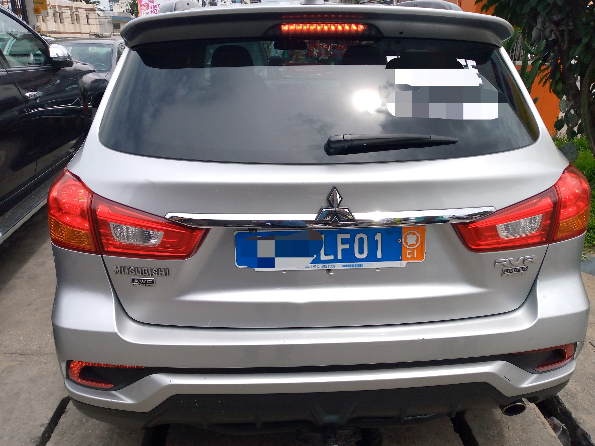 Mitsubishi Outlander 2016. RVR