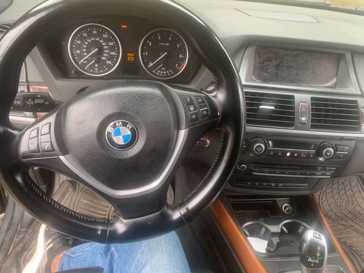 BMW X5 AUTO V8