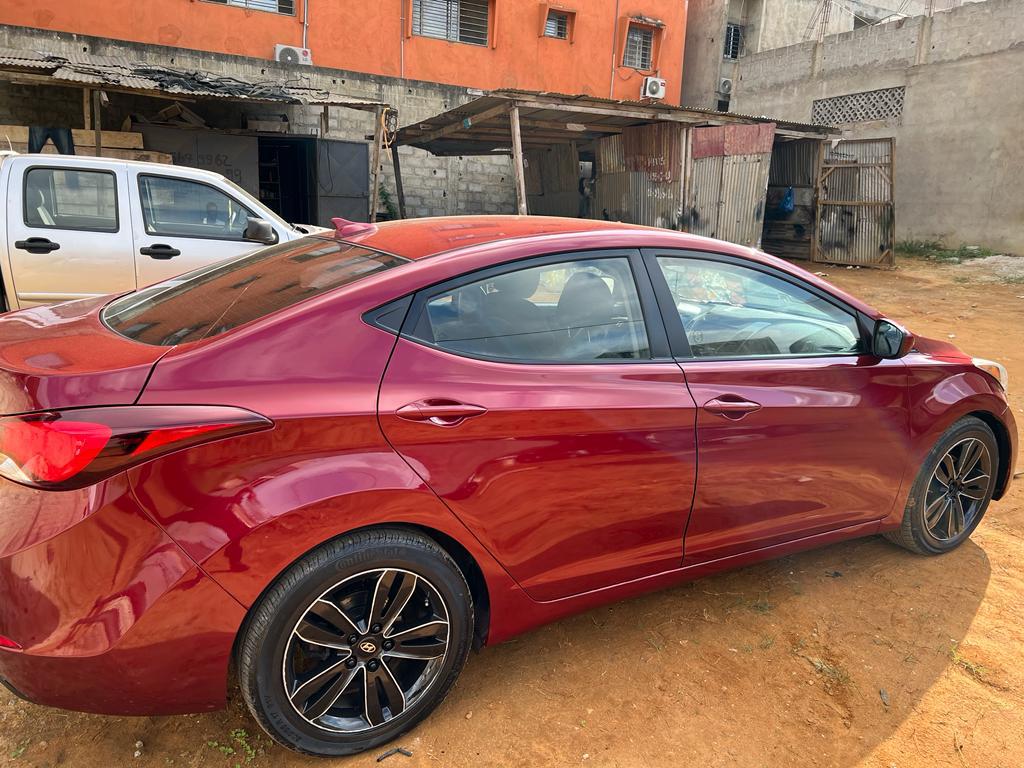 Hyundai Elantra 2016
