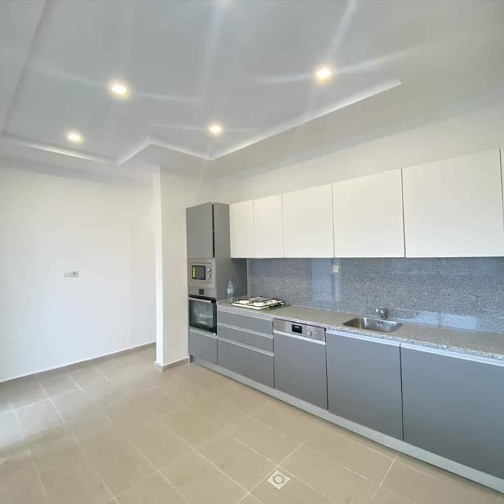 A LOUER APPARTEMENT DE 04 PIÈCES A LA RIVIERA 4