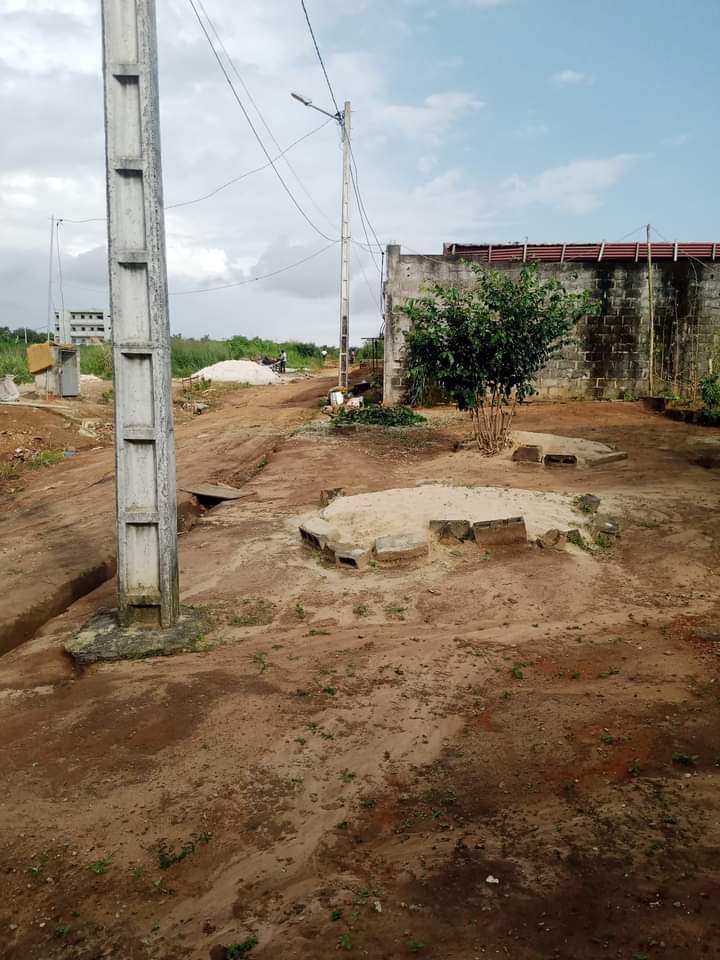 TERRAIN EN VENTE A SONGON BINBRESO