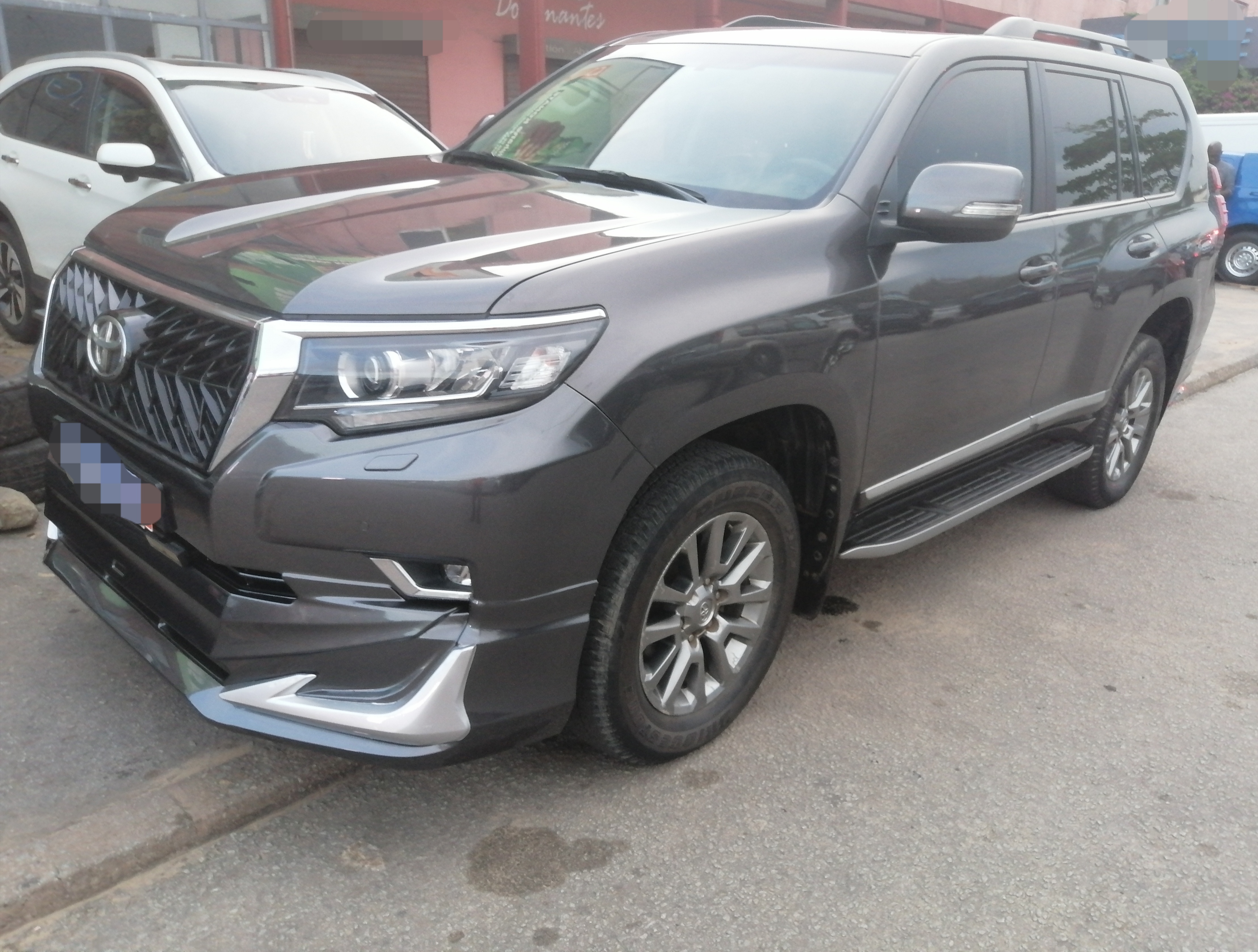 LOCATION DE TOYOTA PRADO 2017