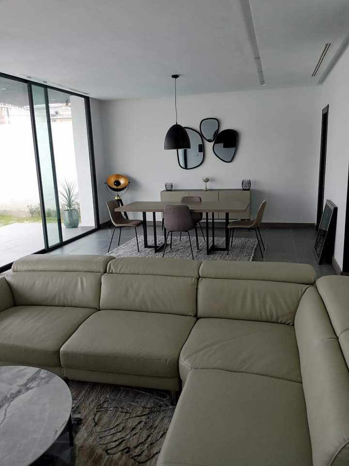 VILLA DUPLEX EN VENTE A ABIDJAN COCODY RIVIERA faya