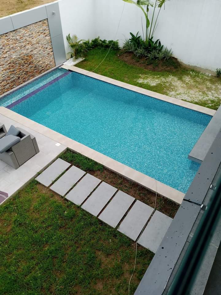 VILLA DUPLEX EN VENTE A ABIDJAN COCODY RIVIERA faya