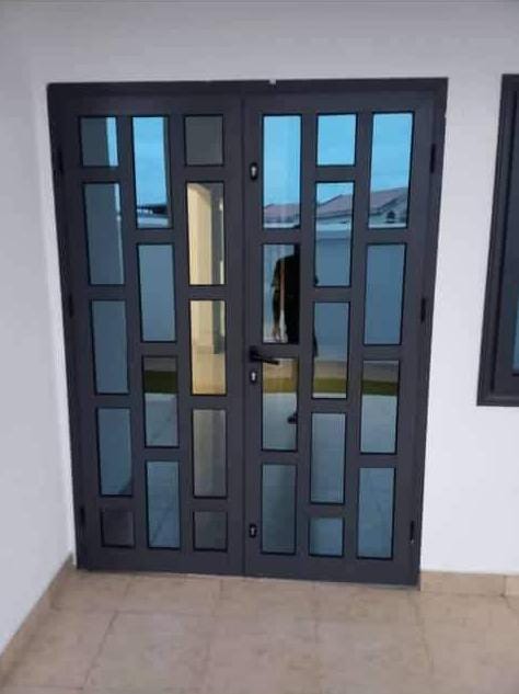les portes en aluminium