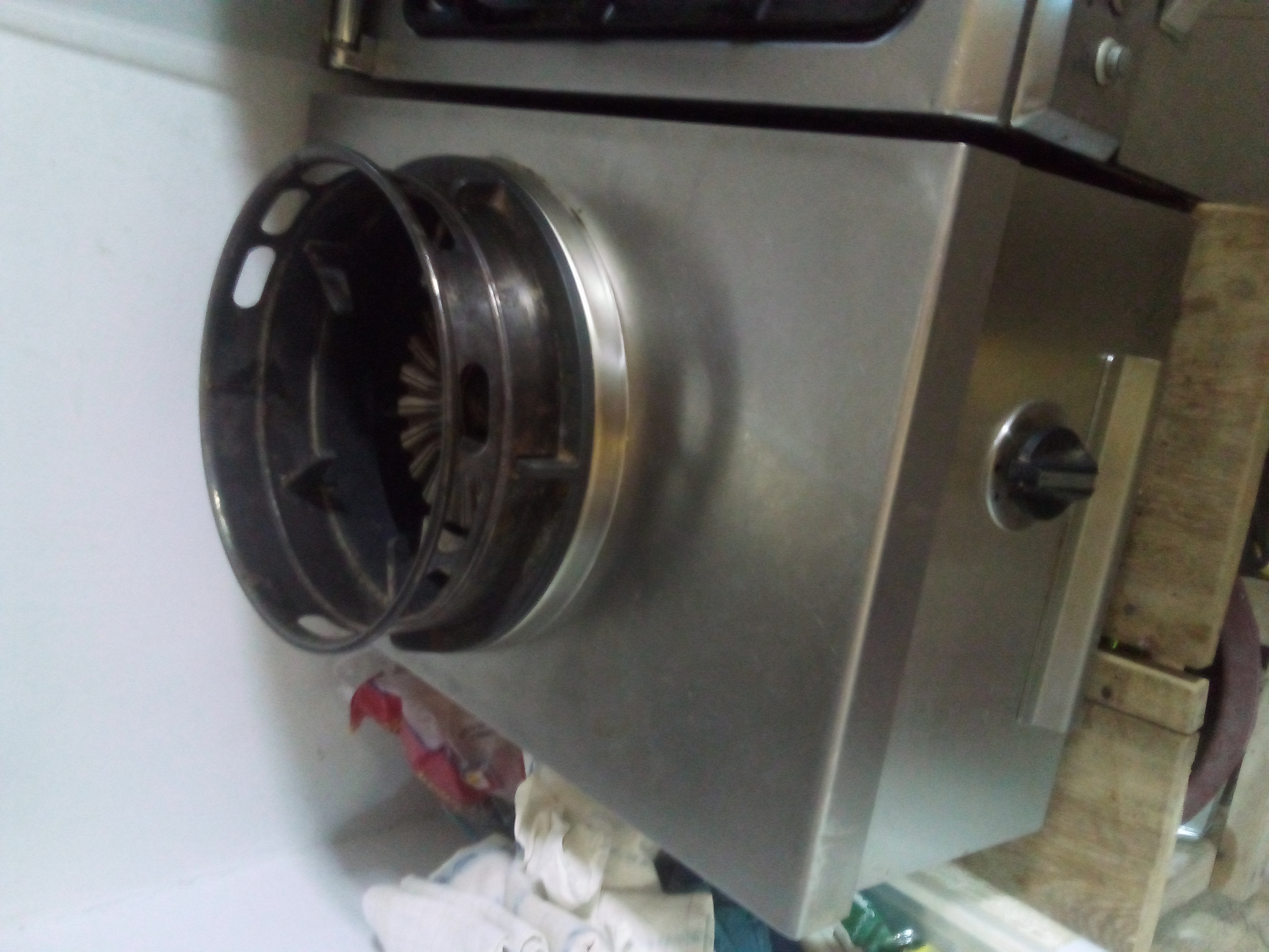 Matériel neuf etat neuf pour resto maquis et meubler maison