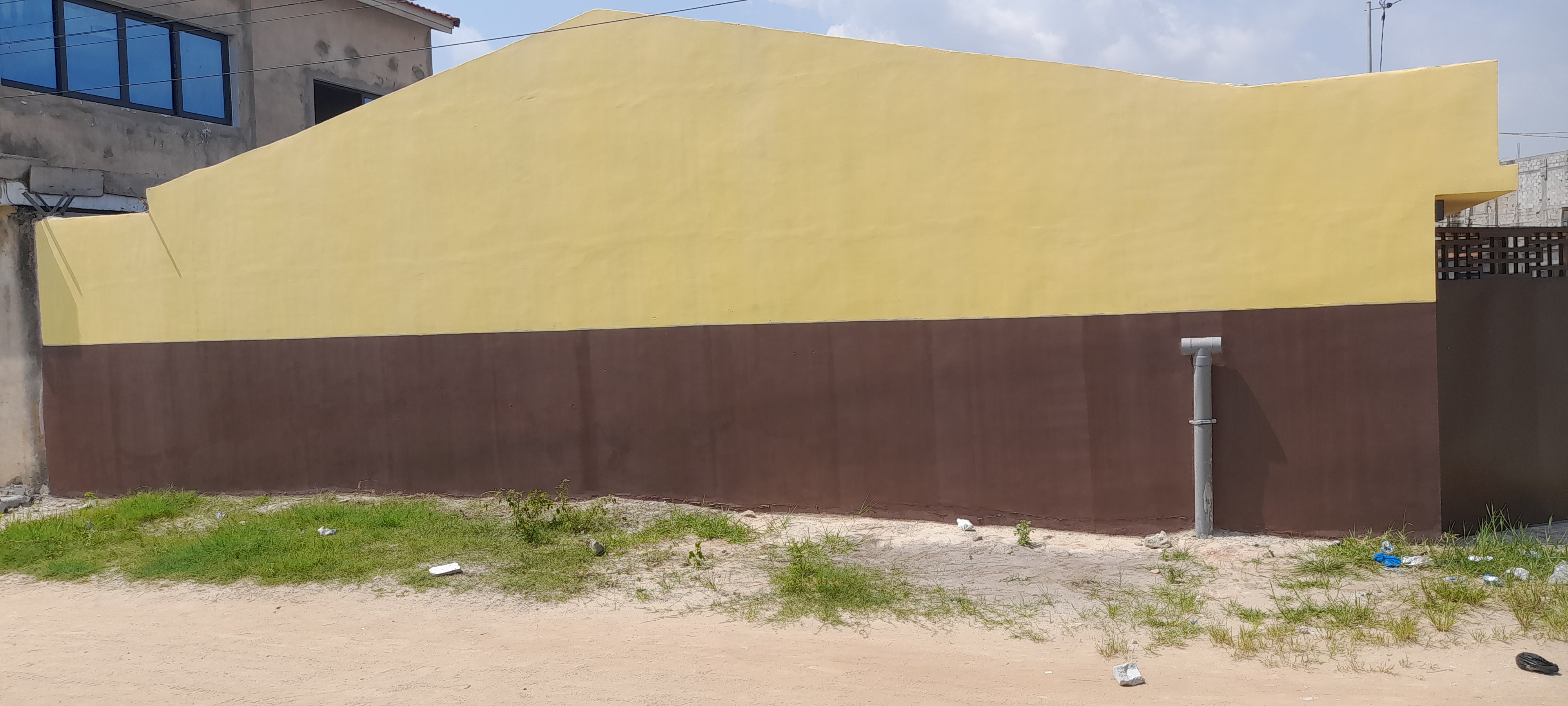 Villa basse de pièces à louer à Bingerville