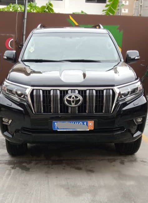 Location voiture - Toyota Land cruiser Prado Location voiture - Toyota Land cruiser Prado