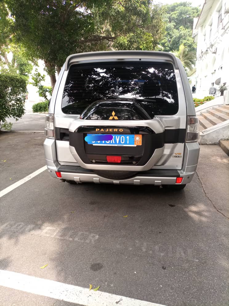 Location voiture- Mitsubishi- Pajero 4x4 Location voiture- Mitsubishi- Pajero 4x4