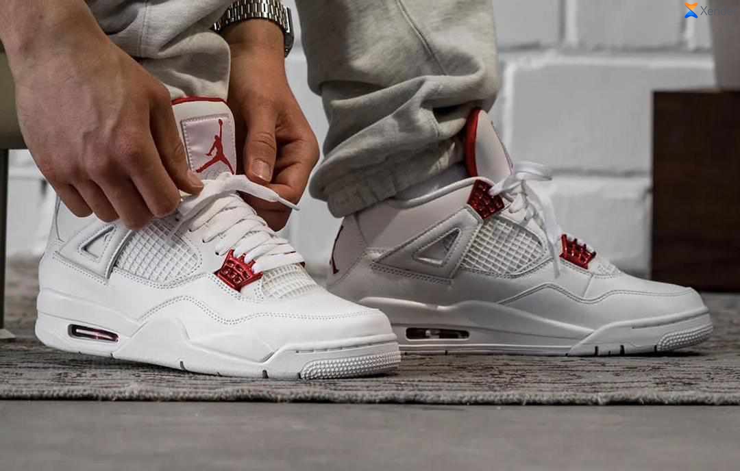 Air Jordan 4