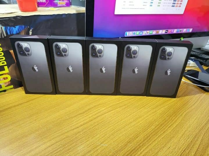 WTS New Apple iPhone 14 Pro Max, Chat: +19282667507