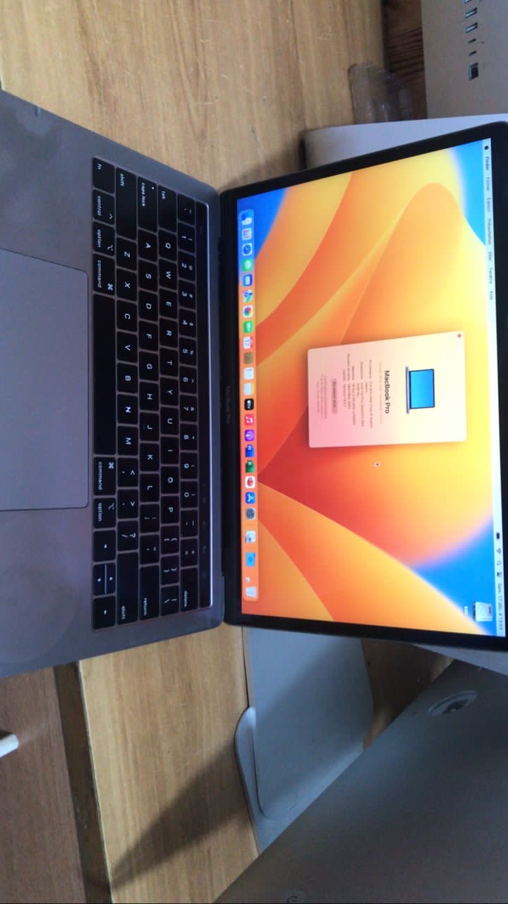 MACBOOK PRO 13