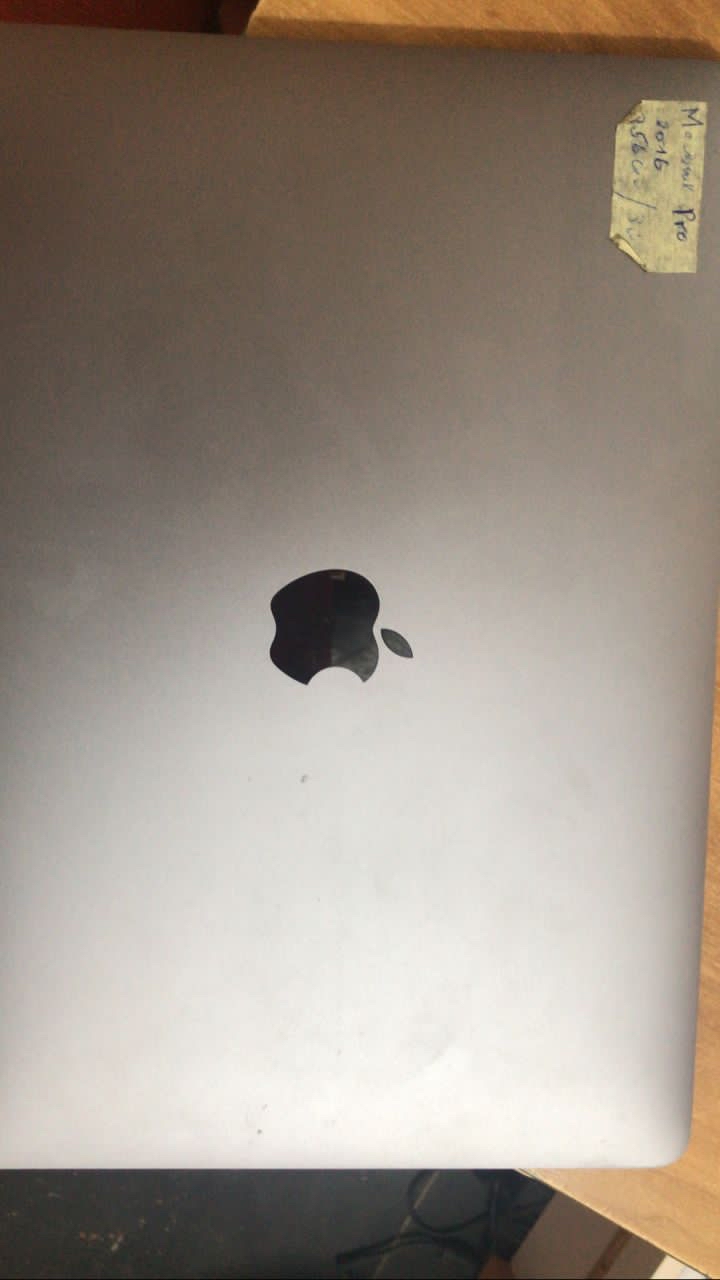 MACBOOK PRO 13
