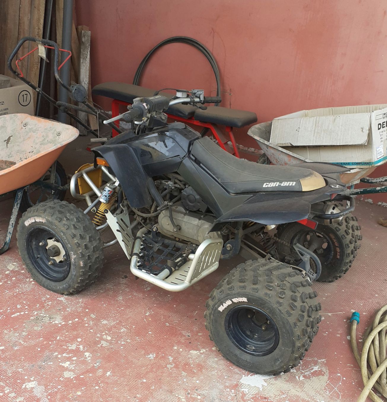Vends quad grand enfant 2009 Vends quad grand enfant 2009