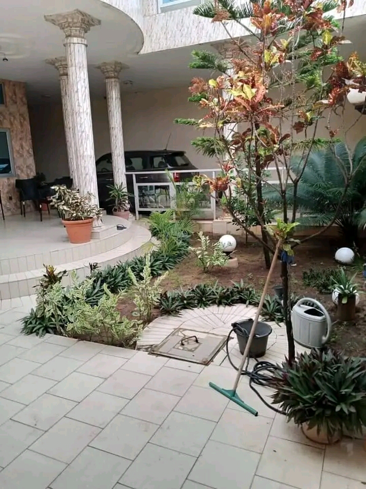 Belle Villa à Cotonou fidjrossê