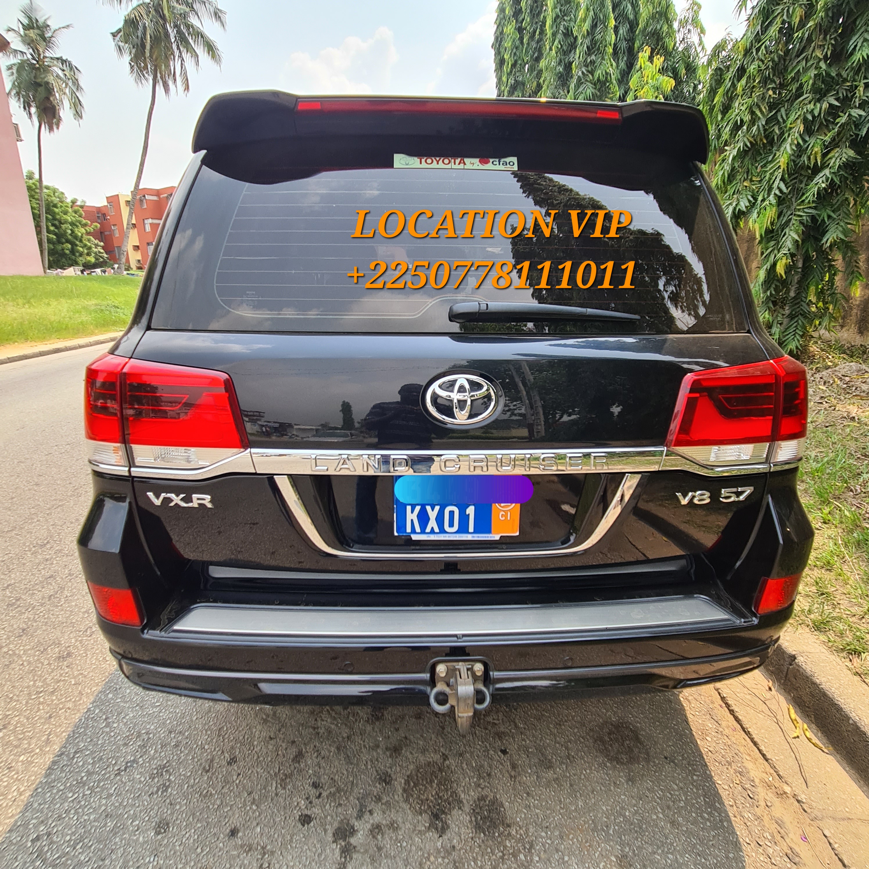 Location 4x4- land cruiser- v8