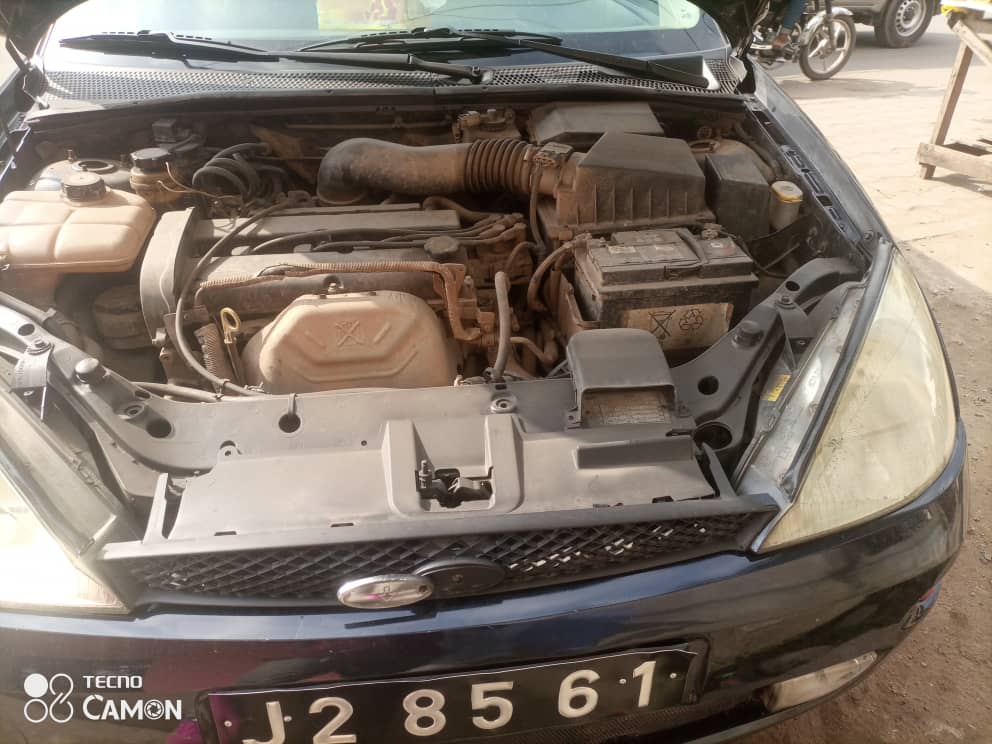 FORD FOCUS ANNÉE 2003