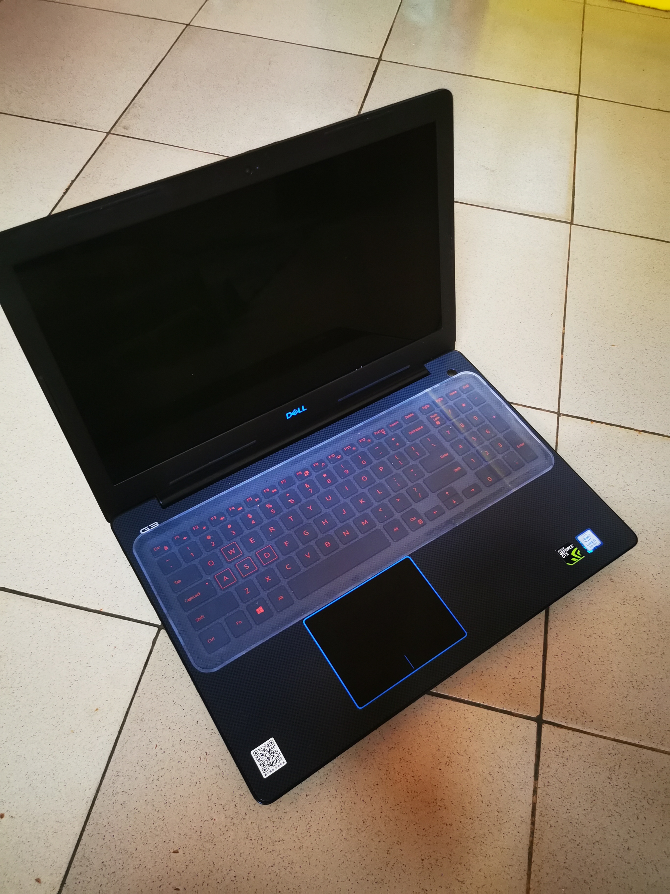 DELL G3 3579 GAMER 8e GENERATION DELL G3 3579 GAMER 8e GENERATION