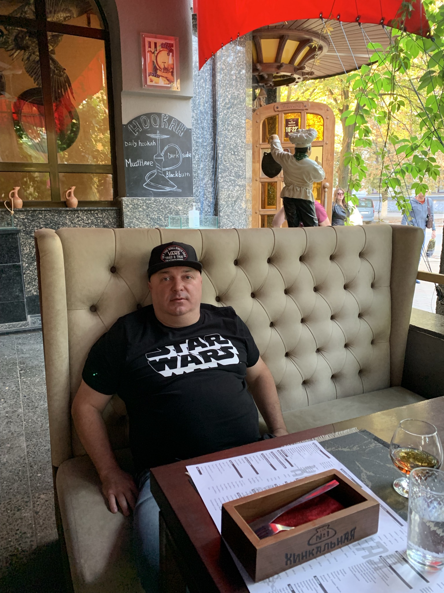 Travaille poor femme en Moscou Travaille poor femme en Moscou