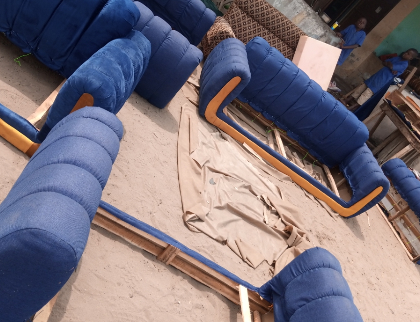 meuble bourré 7 places