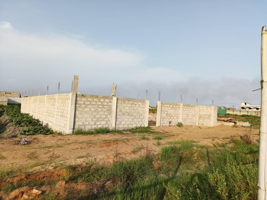 VENTE À GRAND-BASSAM MOCKEYVILLE : UN BEAU TERRAIN