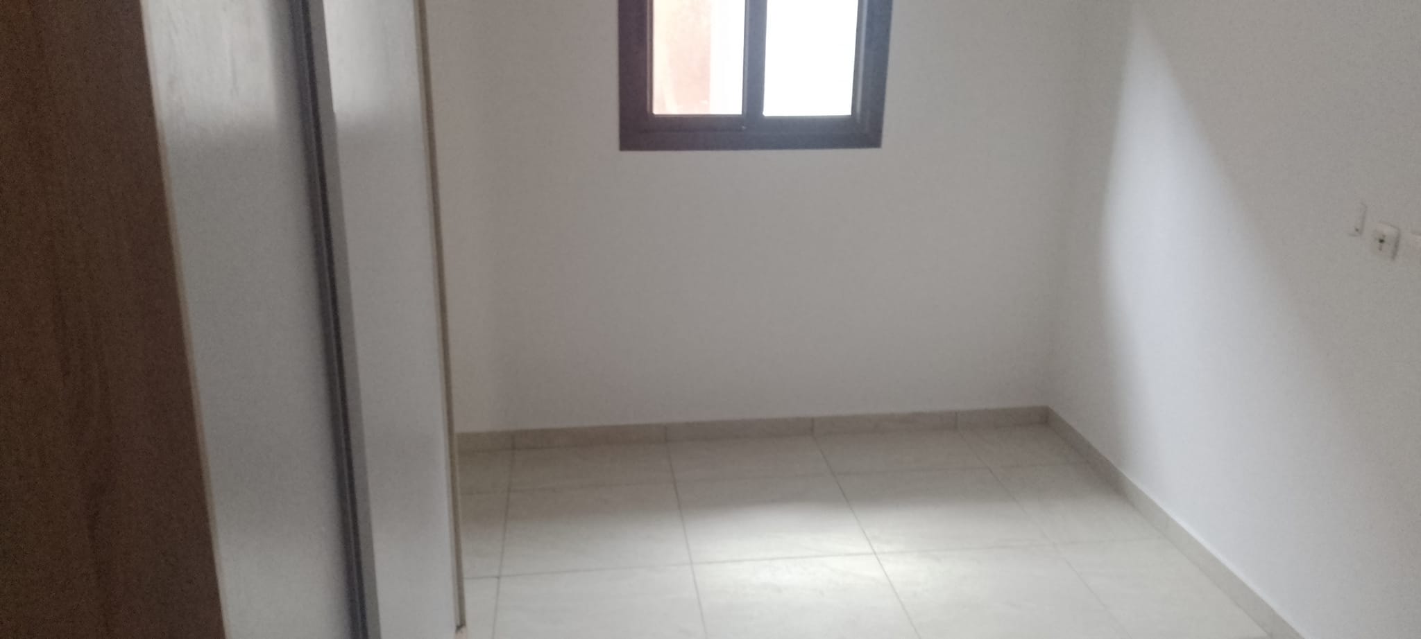 nous mettons en location un bel appartement 3 pièces aux 2 plateaux aghien