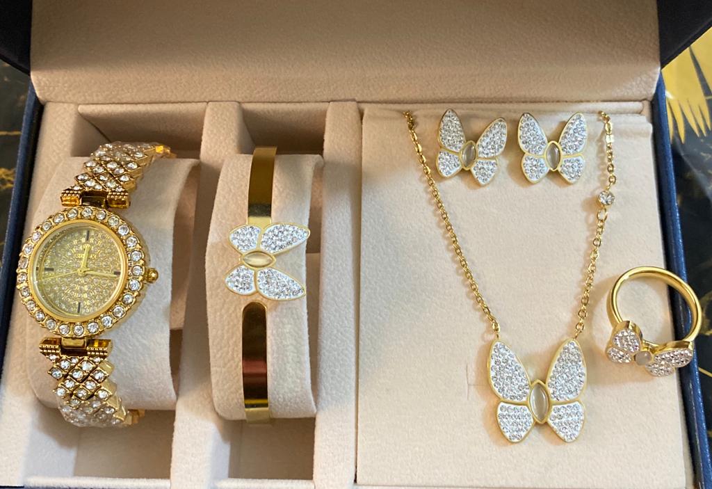 bijoux de très bonnes qualités