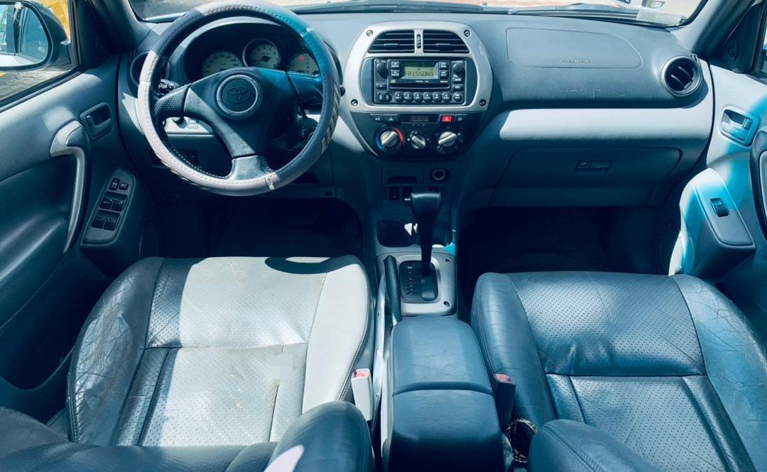 Toyota RAV4 2004