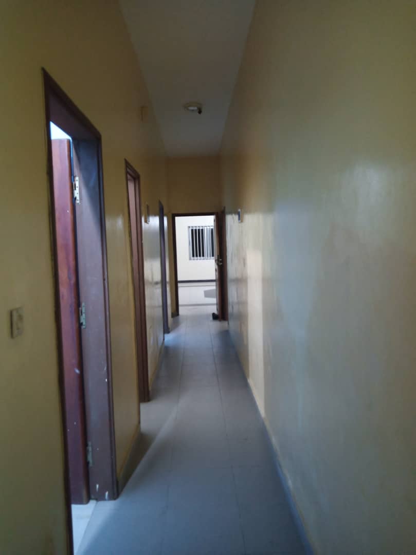 Villa avec TF casse auto