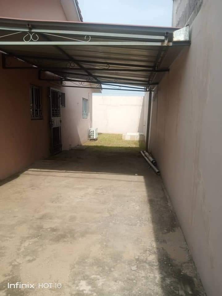 VENTE À COCODY RIVIERA GOLF4 SYNACCACI 2 : UNE VILLA BASSE 4 PIÈCES