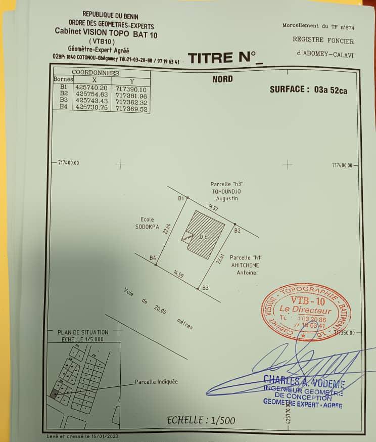 Il est mis en vente un terrain