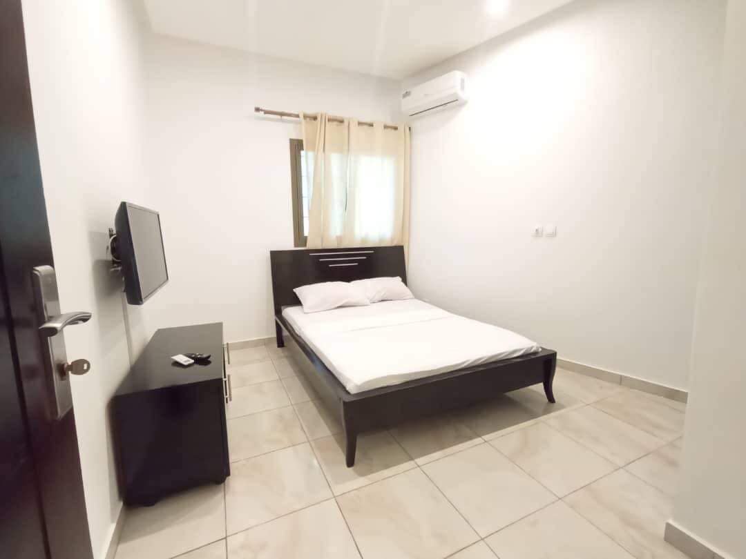 Appartement 3 pièces à Cocody Riviera M'badon