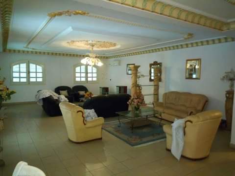 A vendre grande villa duplex à Damas