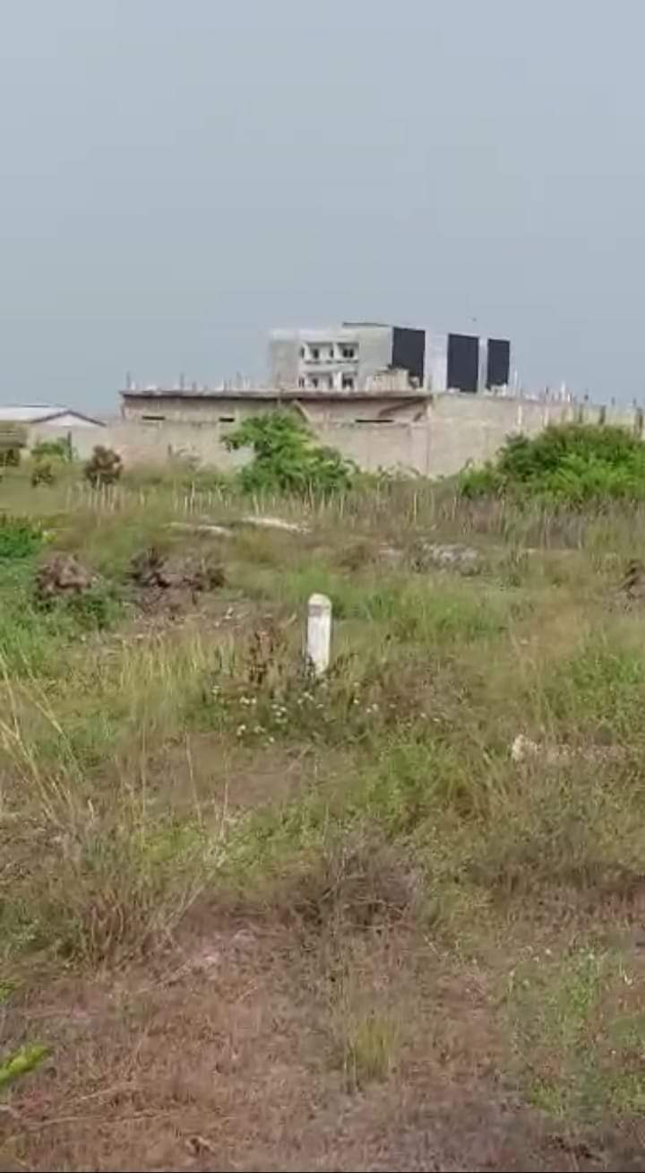 VENTE À GRAND-BASSAM ANANI : UN BEAU TERRAIN