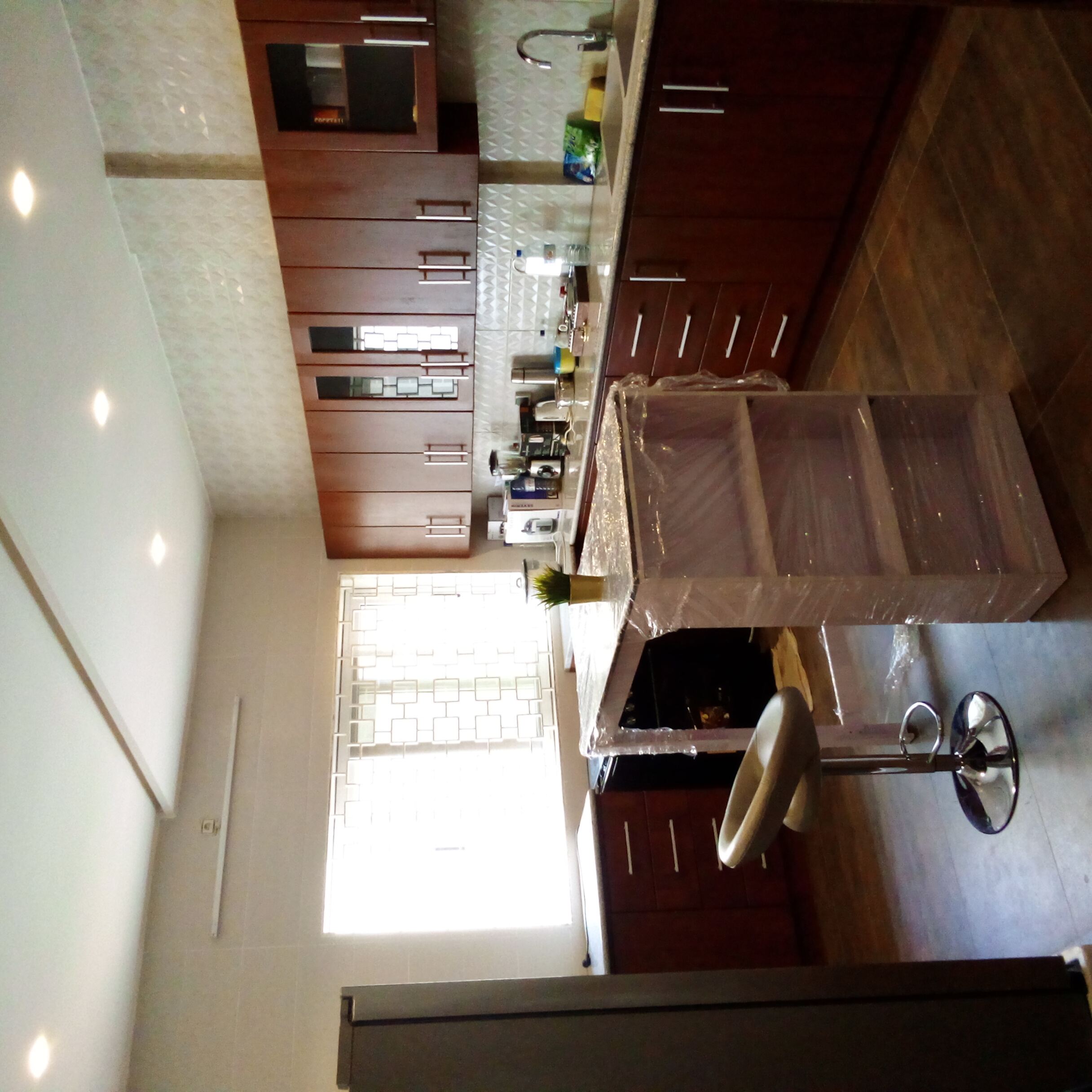 Villa meublée personnelle 5 pièces, Cotonou - Akogbato