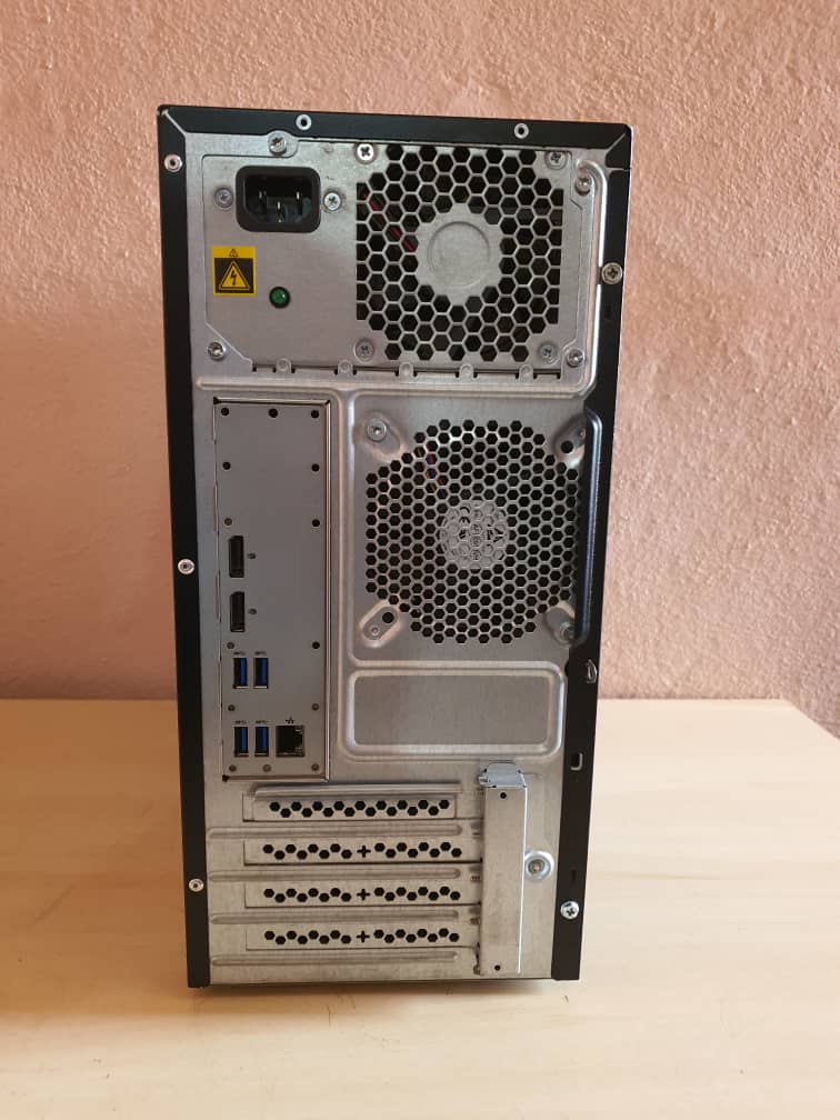 Serveur HPE ProLiant ML10 Gen9 – Xeon E3 / 8 Go RAM – Très