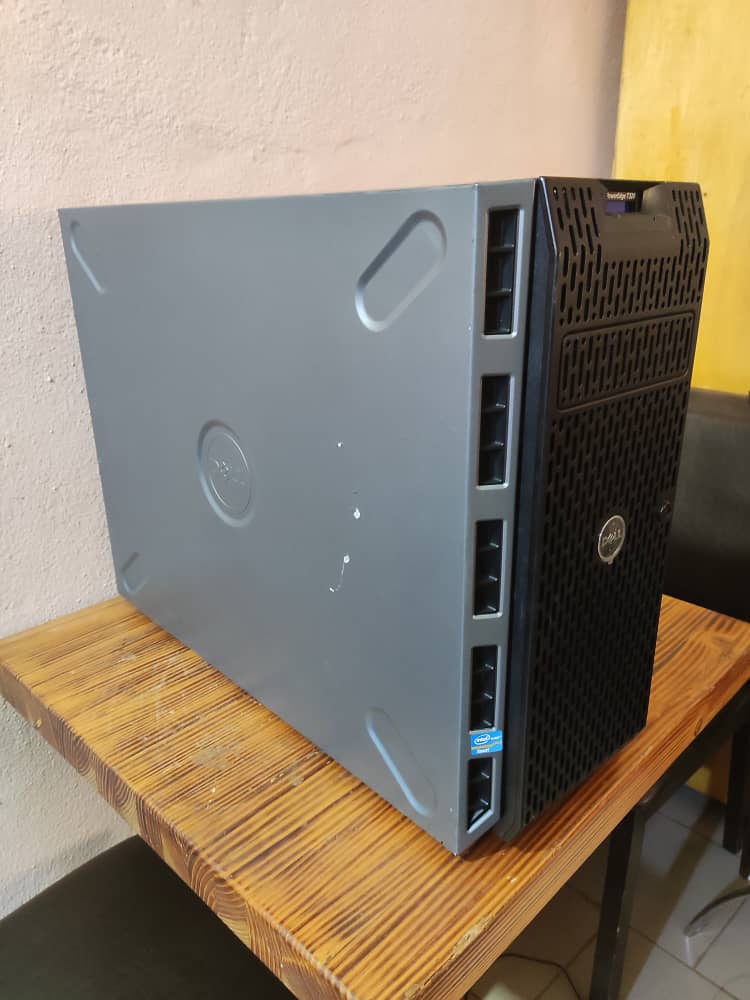 Serveur Tour PowerEdge T320,