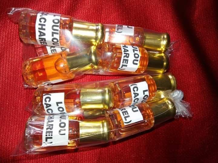 100%authentiques vos Essences de Parfums