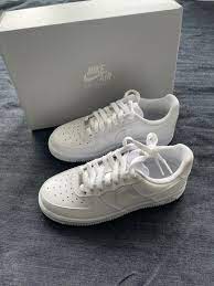 NIKE AIR FORCE ONE