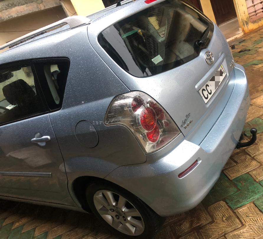 TOYOTA COROLLA VERSO 2007