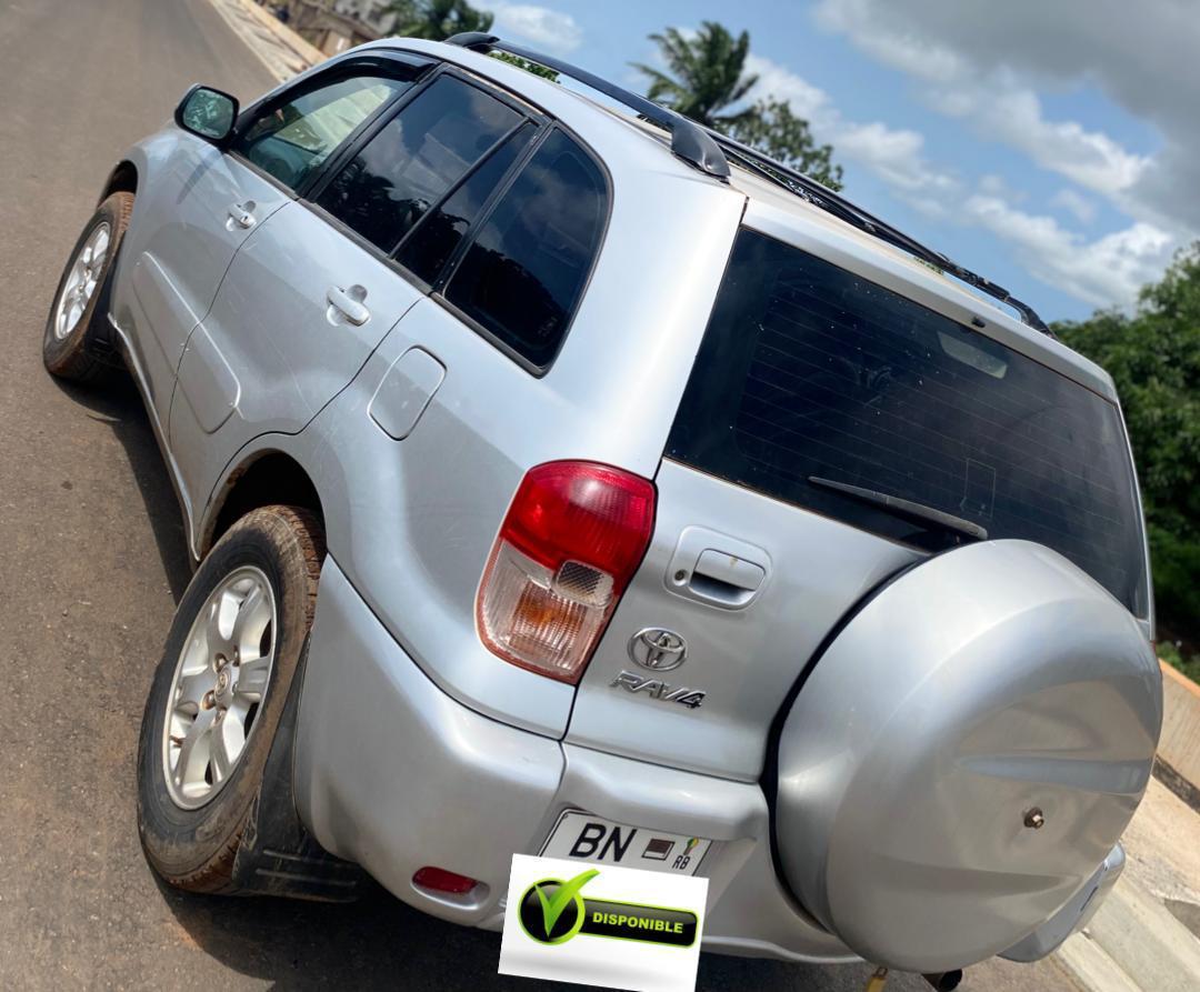 TOYOTA RAV4 2003