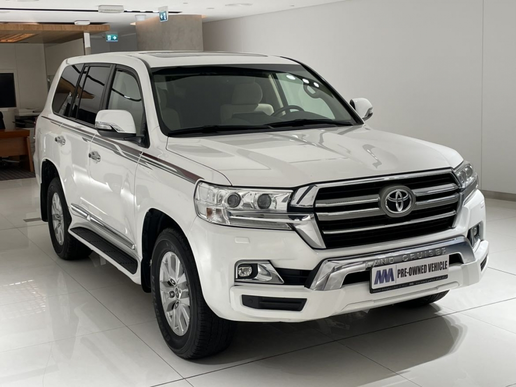 Toyota Land Cruiser GXR - 4.0L - V6 - GCC SPECS
