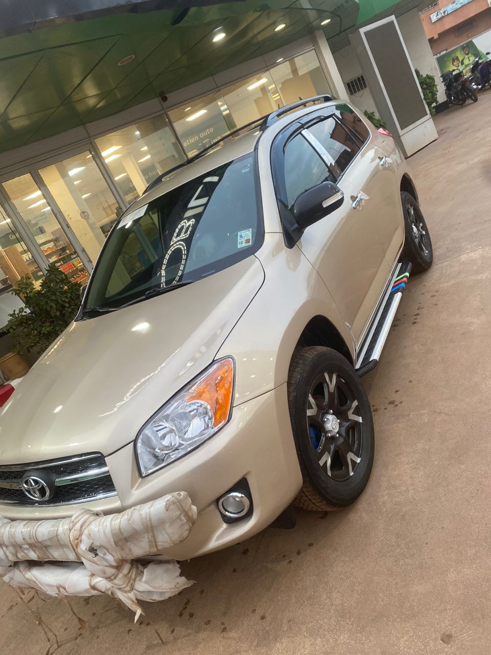 AKDR MALI automobile