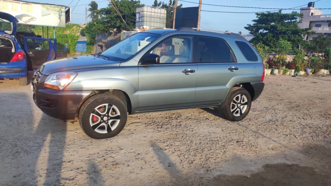 KIA SORENTO 2008 à louer