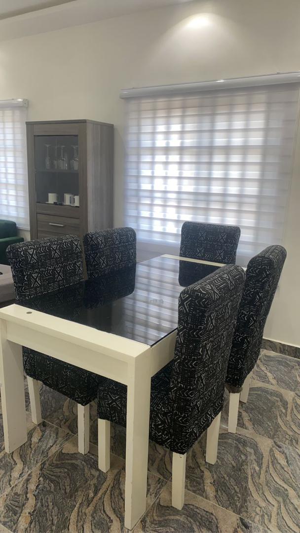 Appartement meublé 2 chambres salon à Fidjrossè Centre