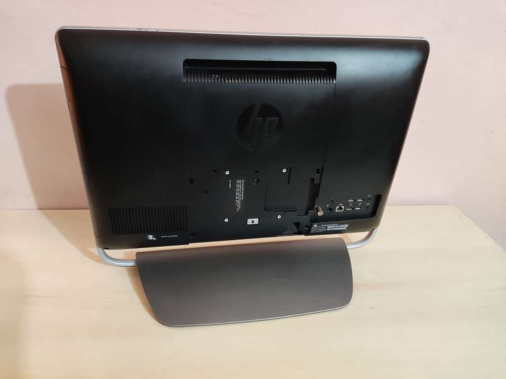 DESKTOPS HP ALL IN ONE